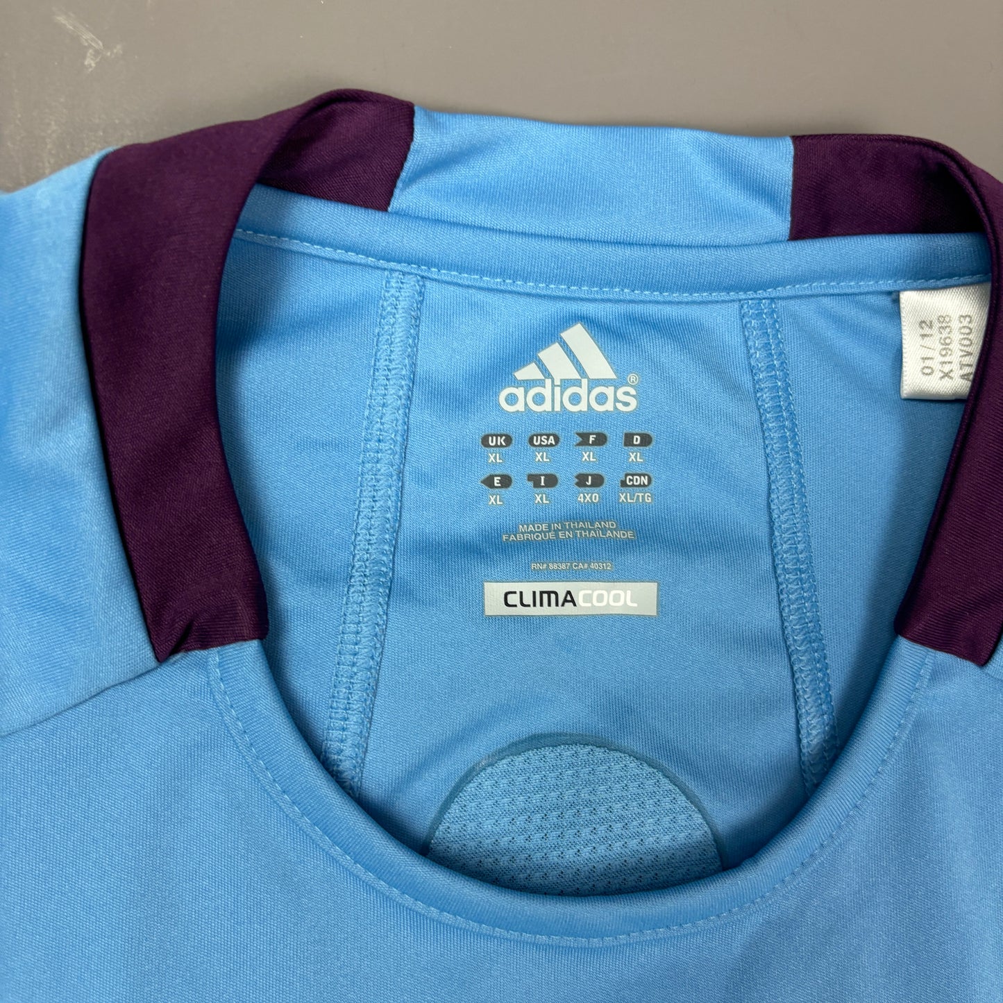 Adidas camiseta de Holanda (XL)