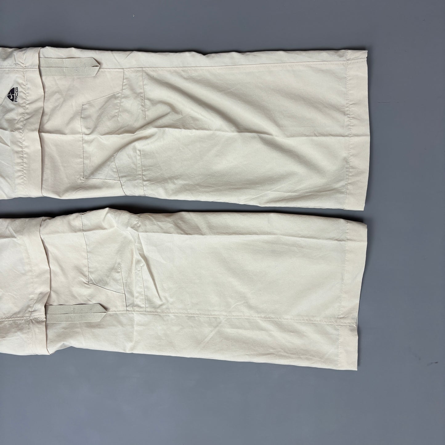 Pantalones deportivos/shorts Nike ACC (S)