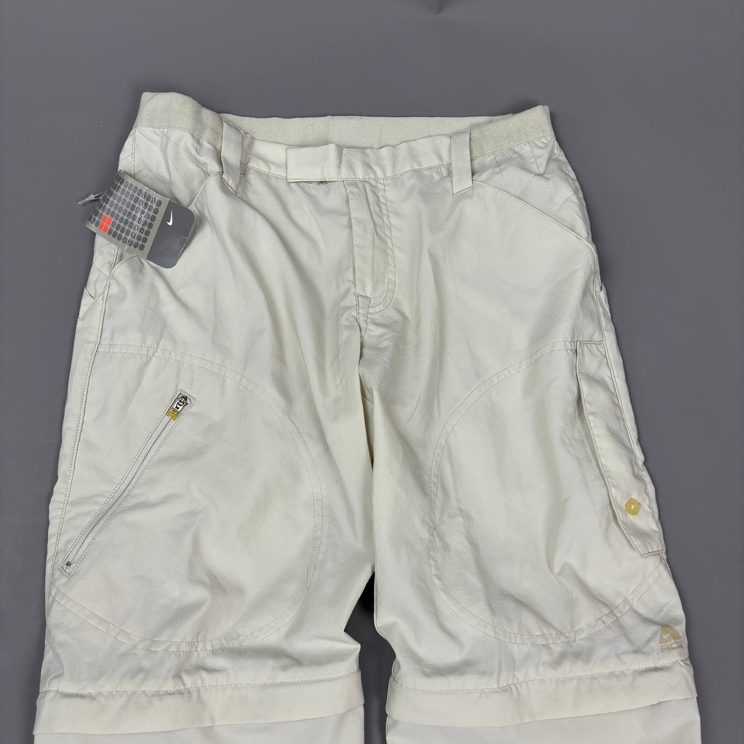 Nike ACG Trackpants/Shorts (M)