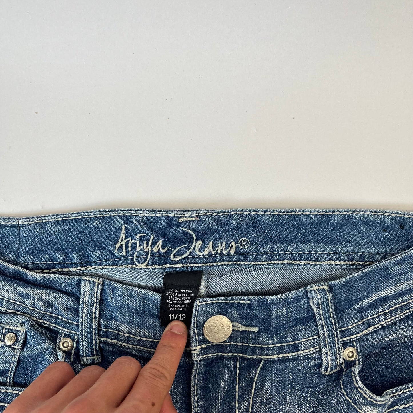 y2K Low waist Jeans (women’s L)