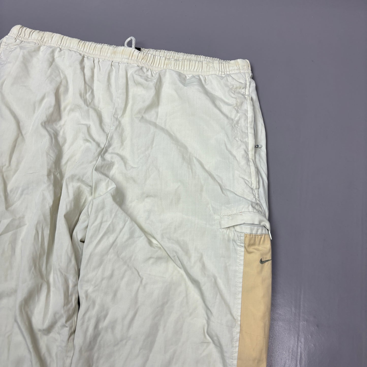 Pantalón deportivo Nike (L)