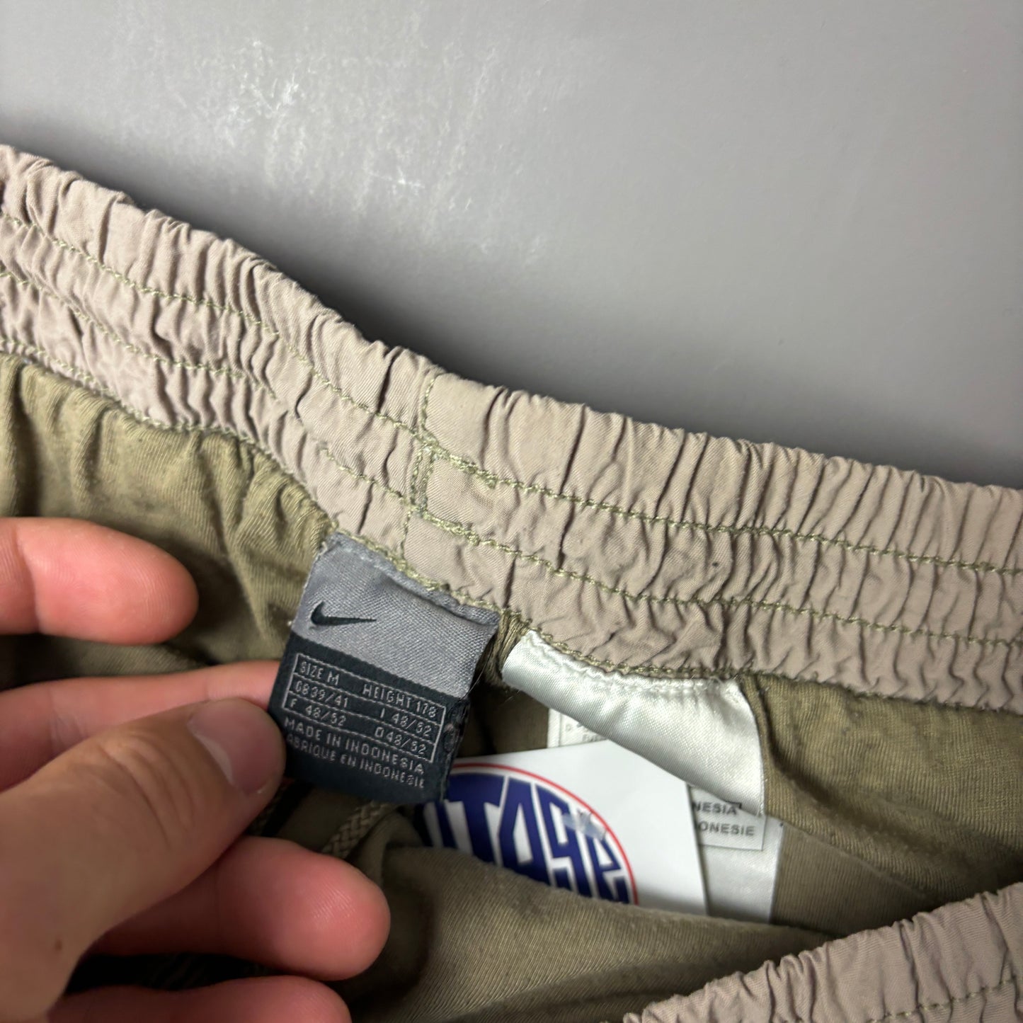 Pantalón deportivo Nike (M)