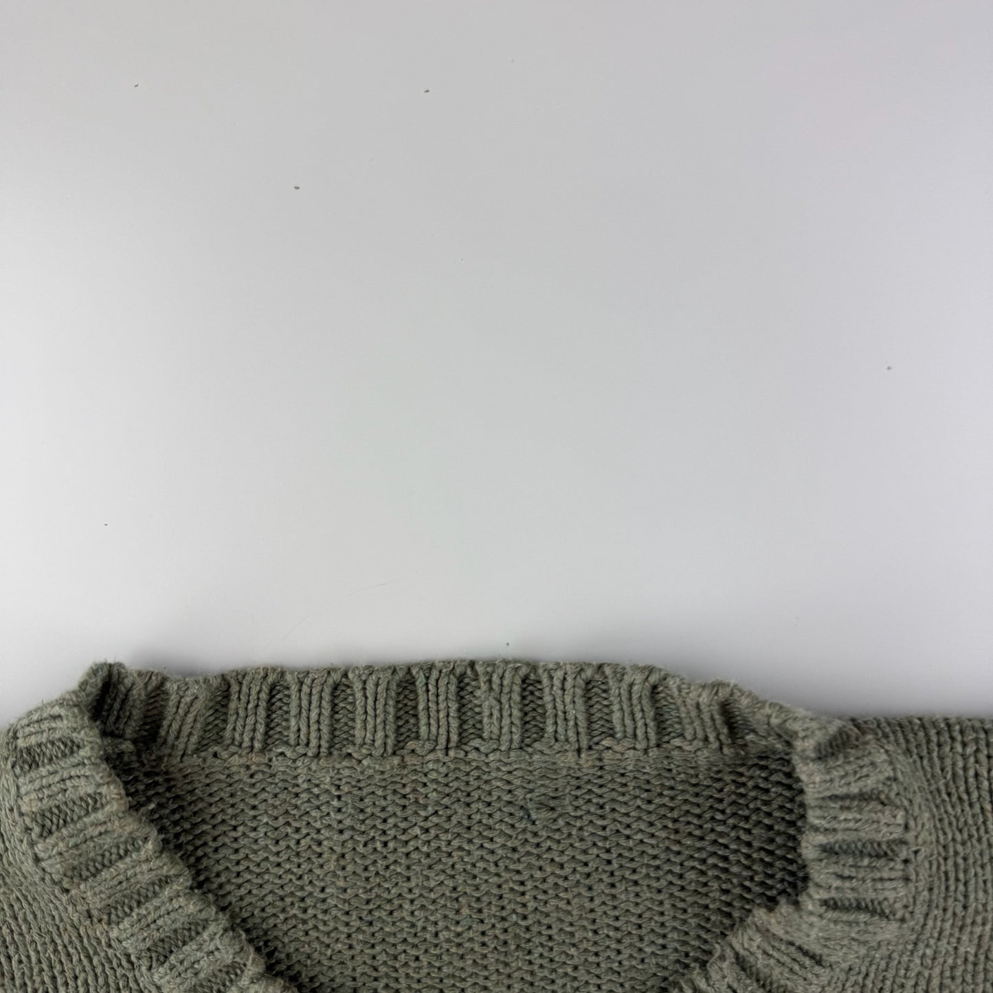 Ralph Lauren Pulli (L)