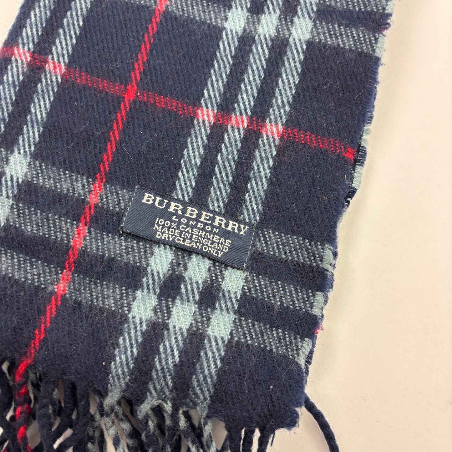 y2K Burberry Schal