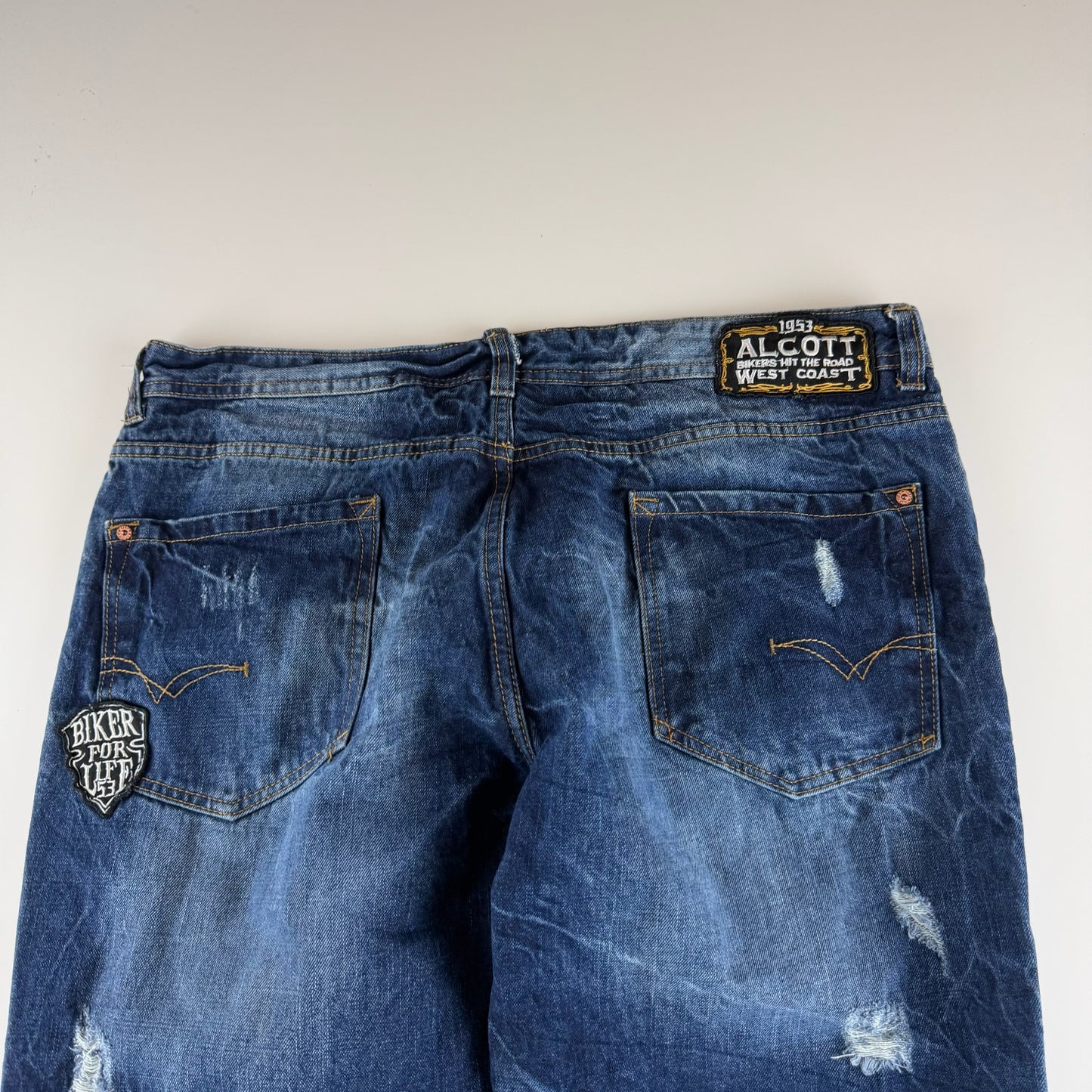 Vintage Y2K jeans (M)