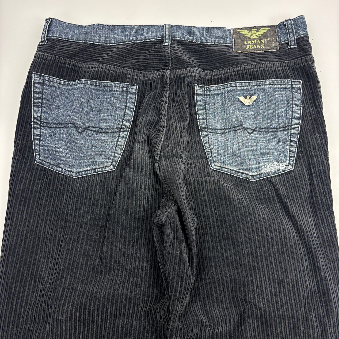 Armani Baggy Jeans (M)
