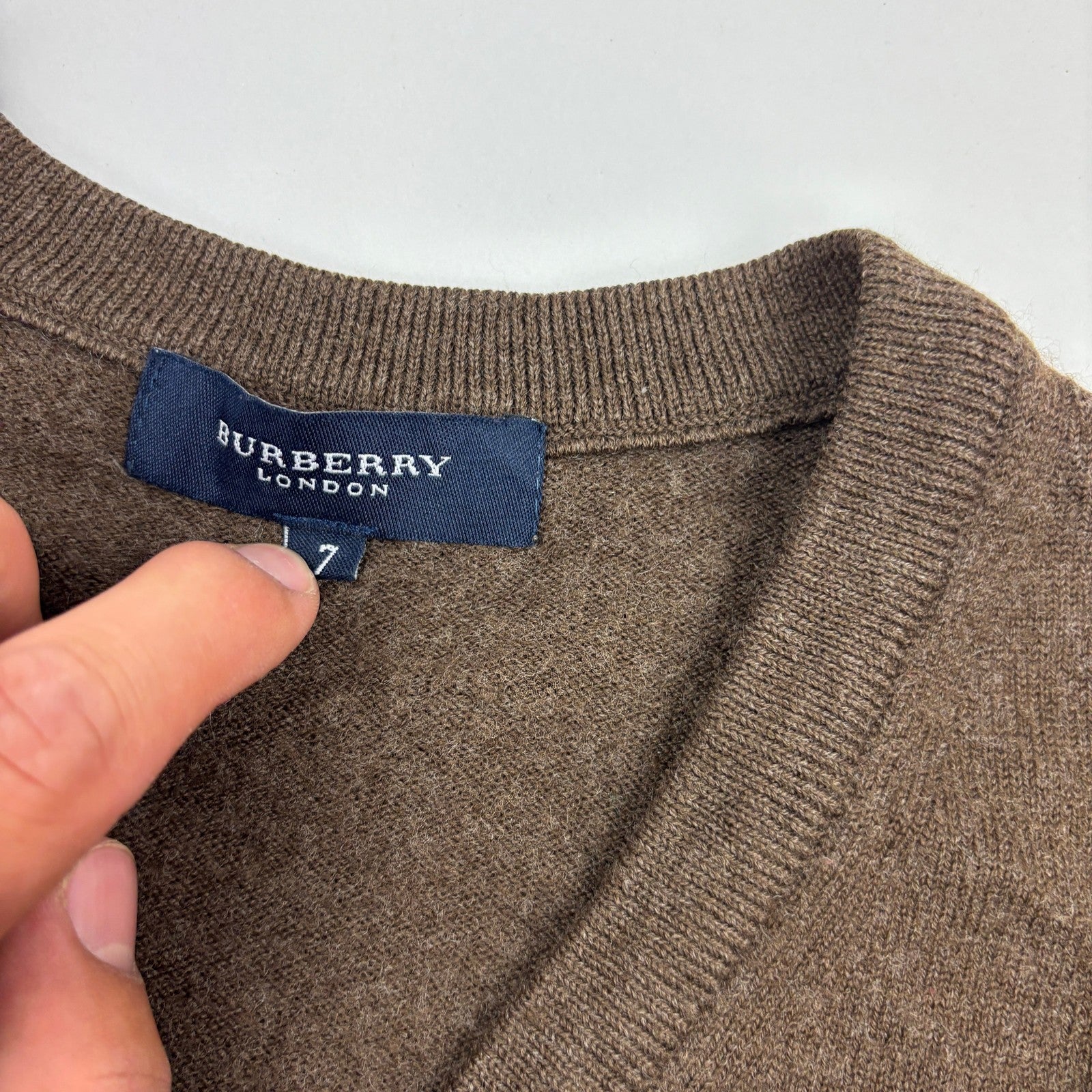 Burberry Pullover (XL)