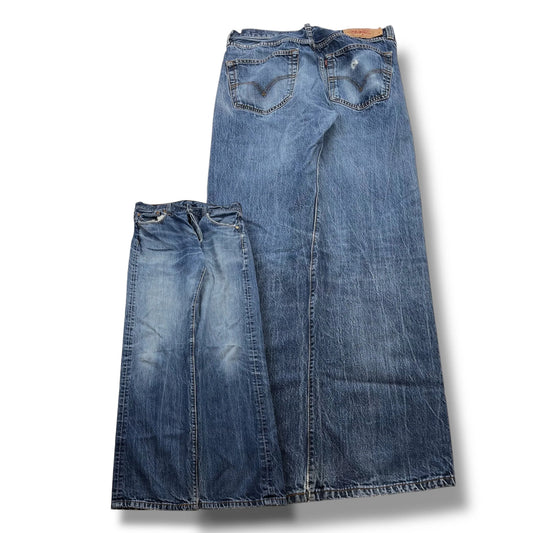 Levi’s 501 Jeans (XS)