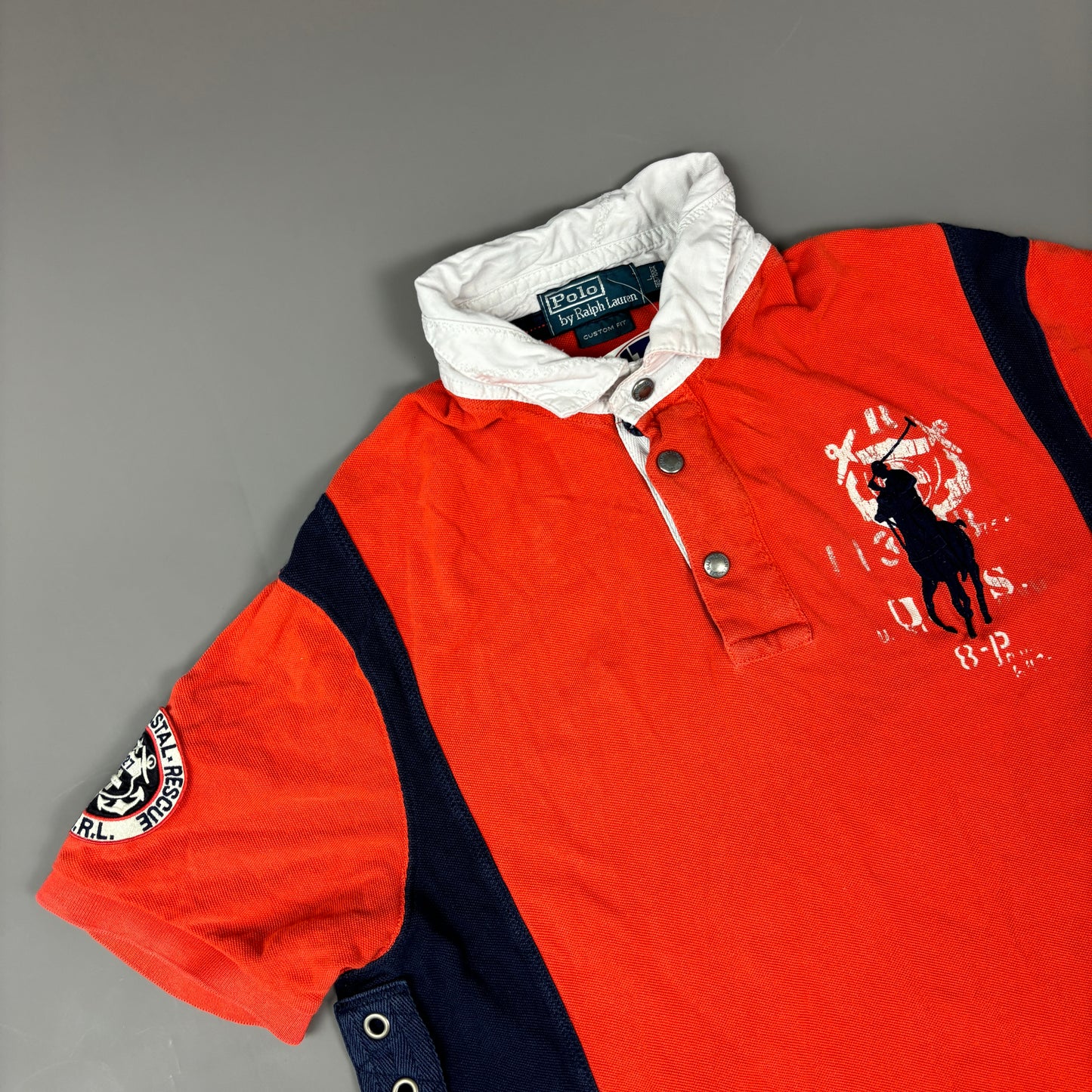 Ralph Lauren Polo (L)