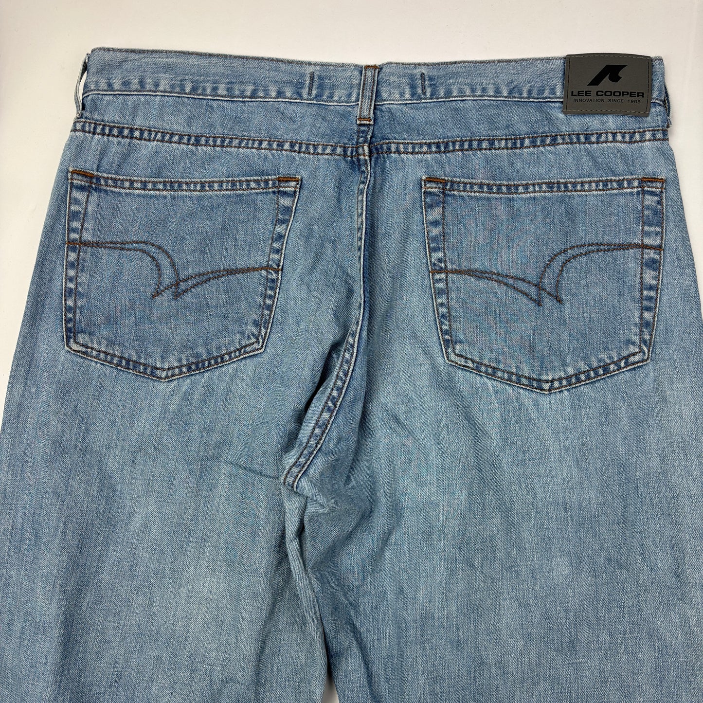 Vintage y2K Jeans (M)