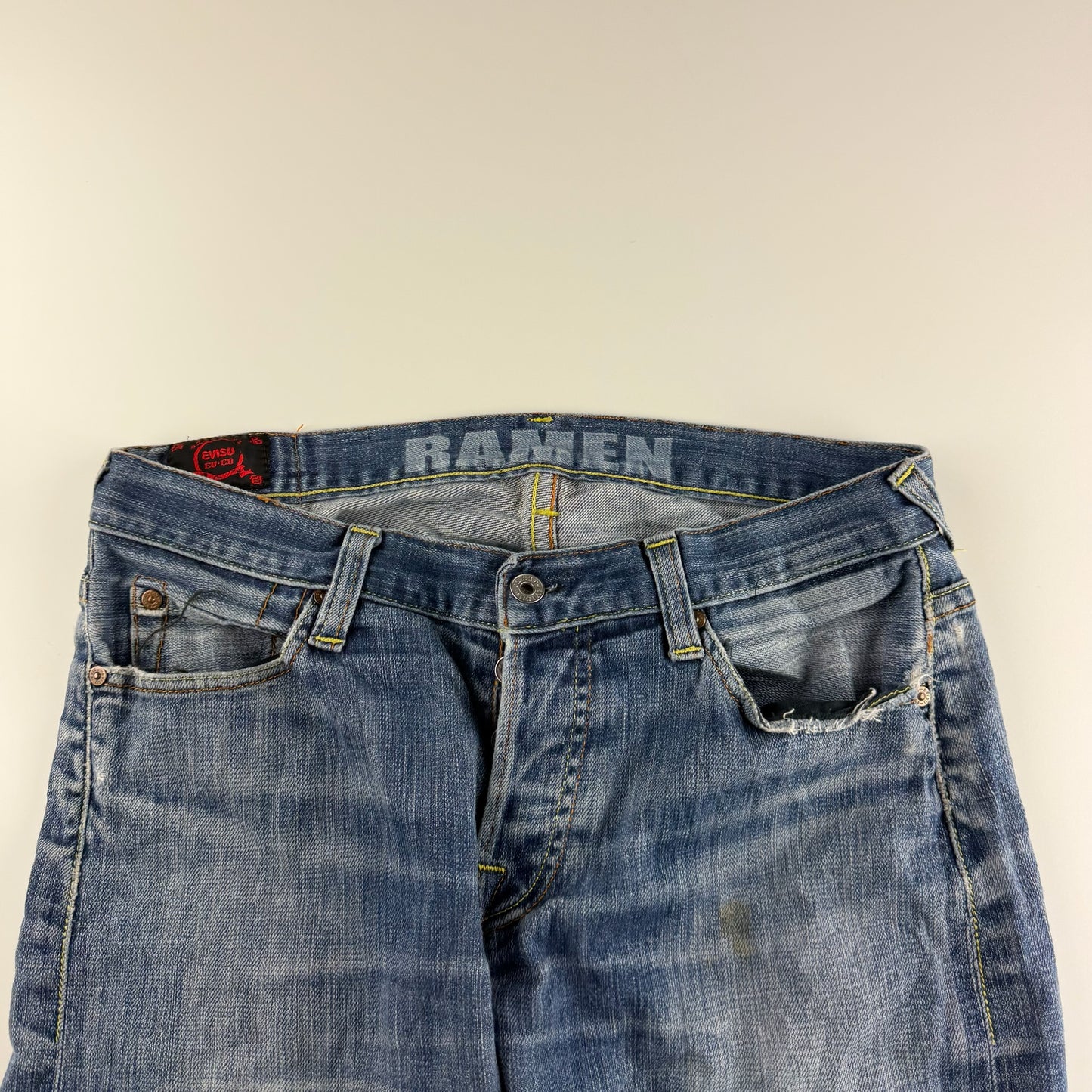 Evisu Jeans (L)