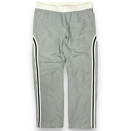 Pantalón deportivo Nike (S)